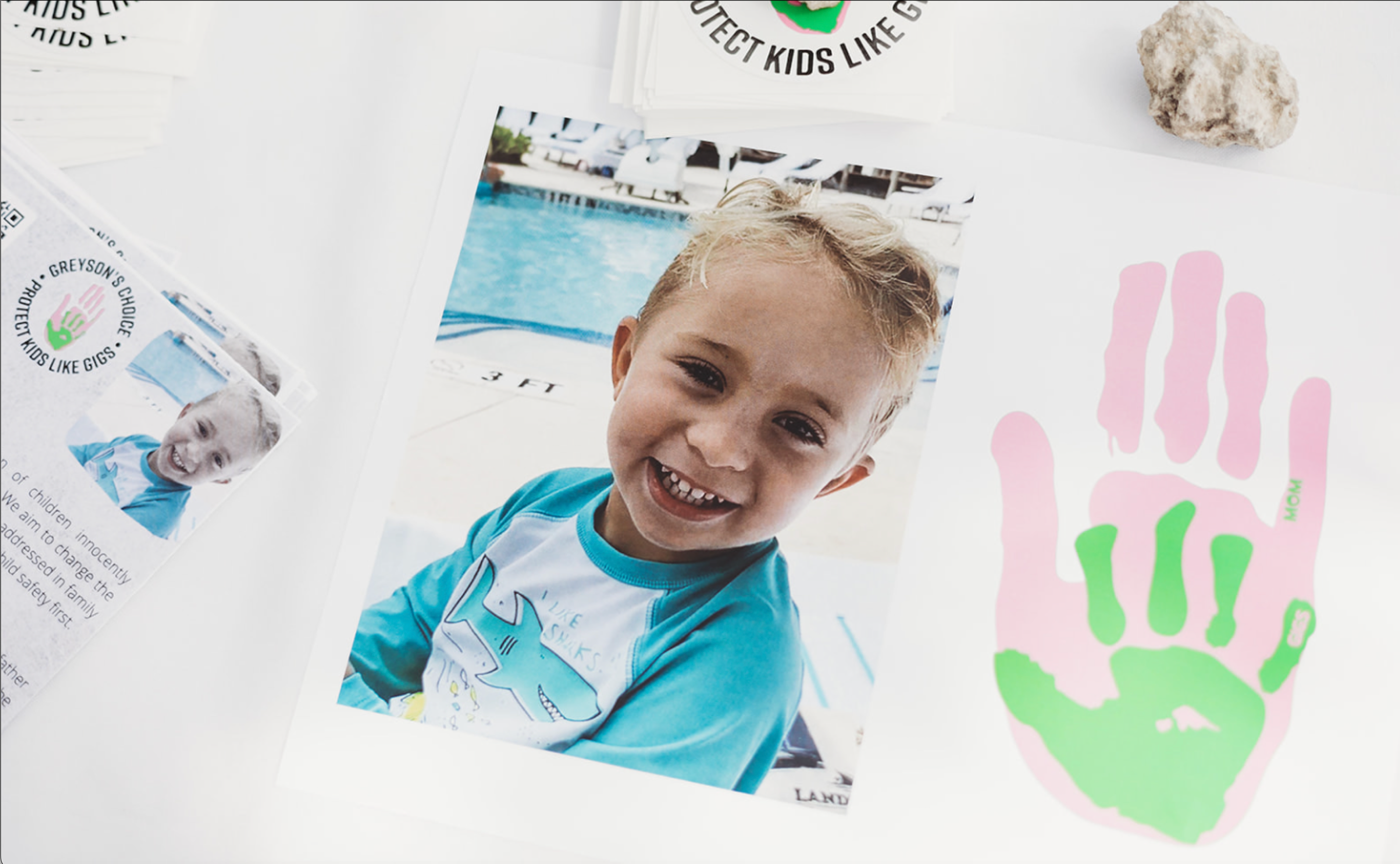 Supportive hands helping families in need